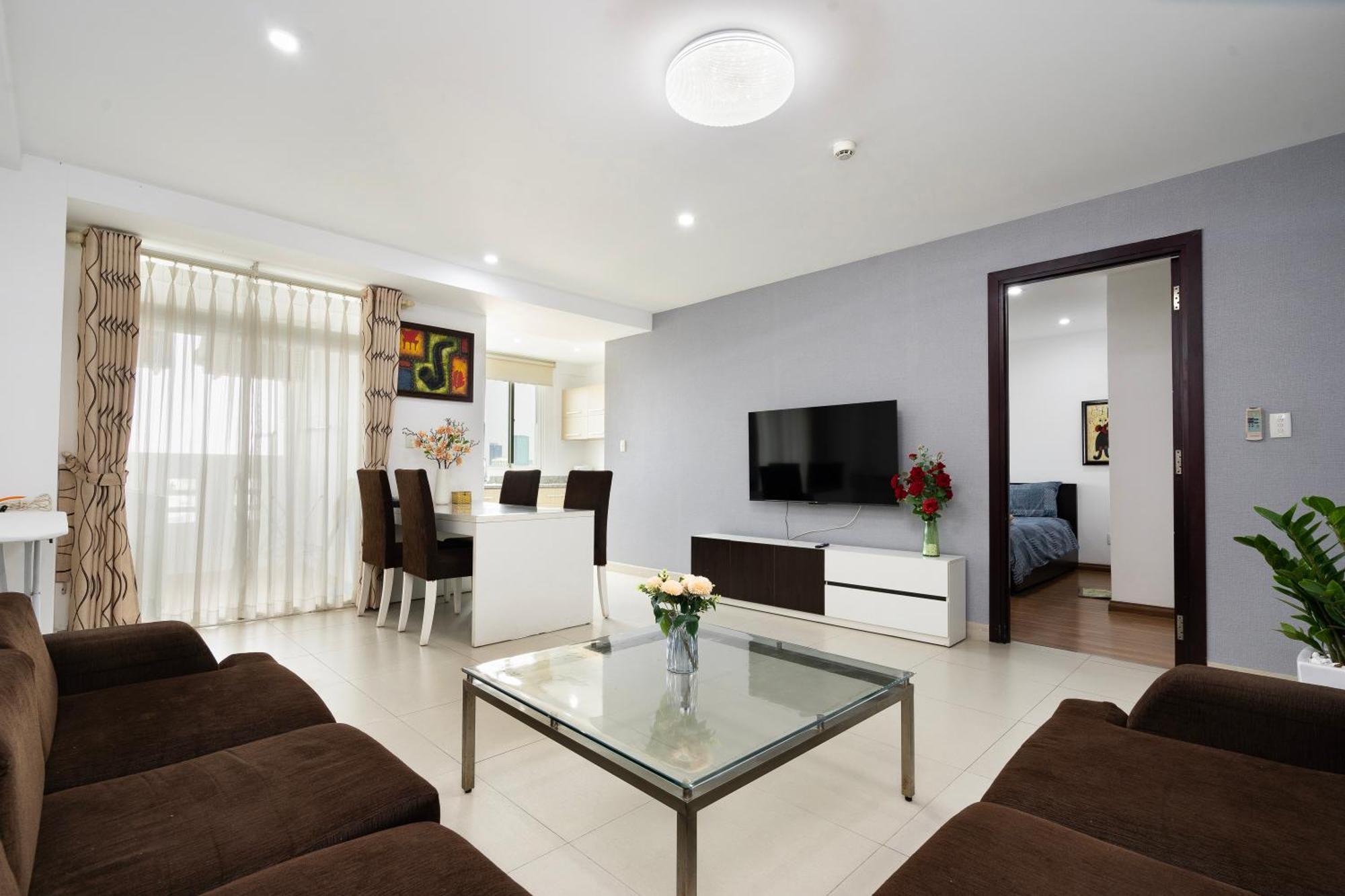 International Plaza, District 1 Apartment