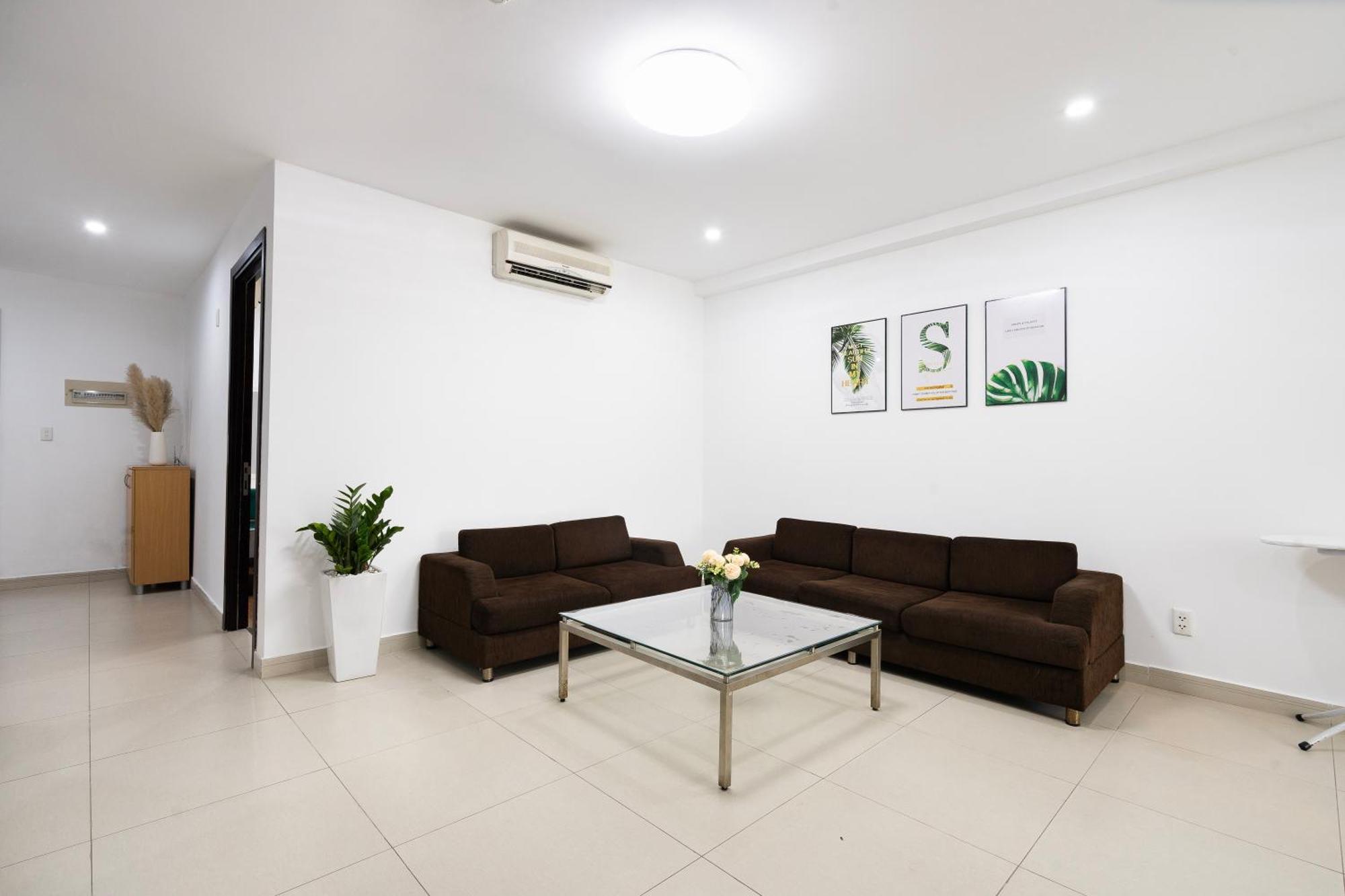 International Plaza, District 1 Apartment *